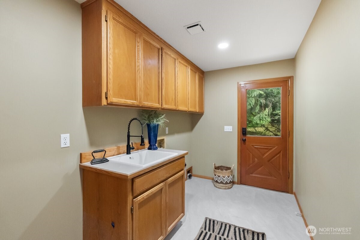 21310 NE 101st Court , Redmond, WA 98053