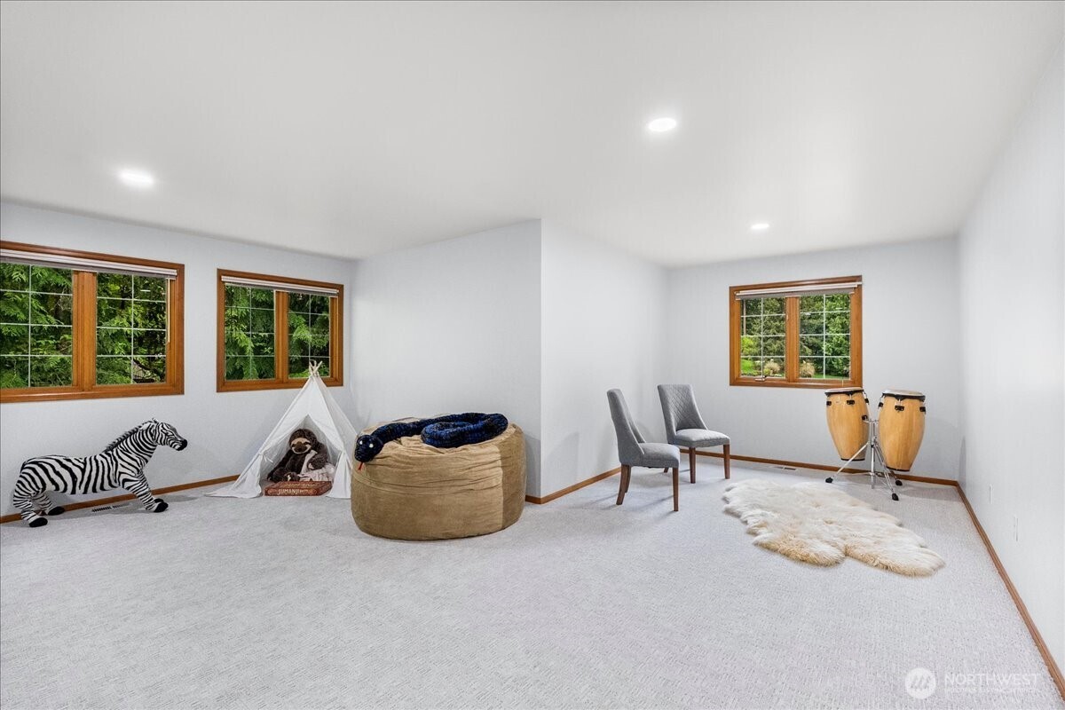 21310 NE 101st Court , Redmond, WA 98053