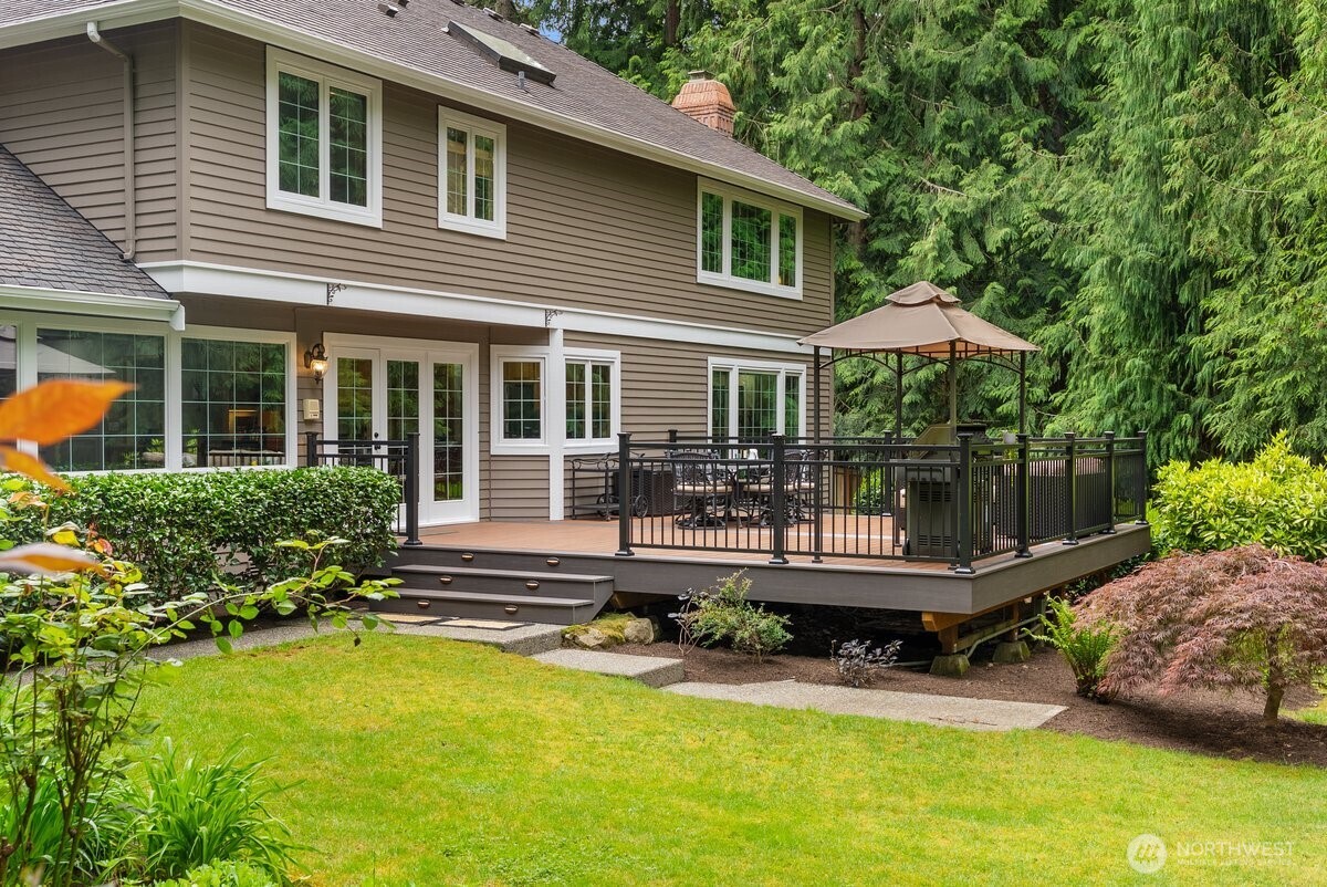 21310 NE 101st Court , Redmond, WA 98053