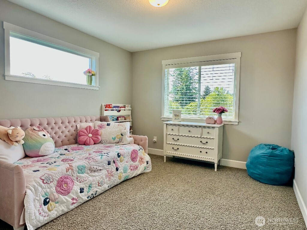 885 N Squire Drive , Ridgefield, WA 98642