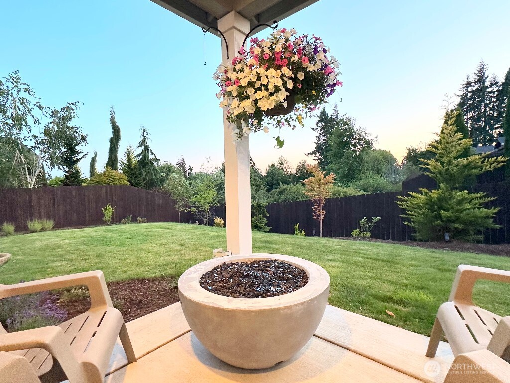 885 N Squire Drive , Ridgefield, WA 98642