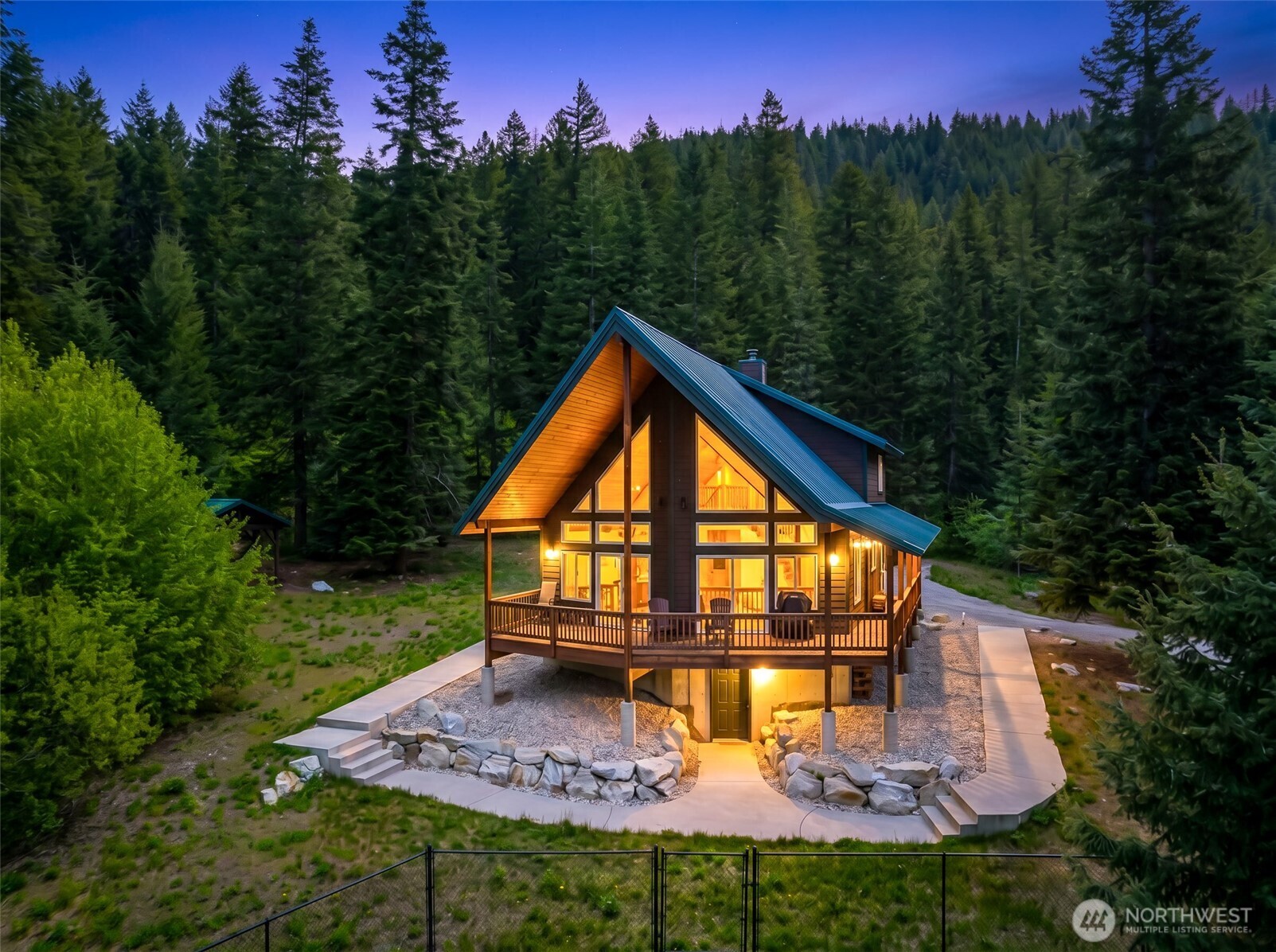 175 Deep Powder Lane , Leavenworth, WA 98826
