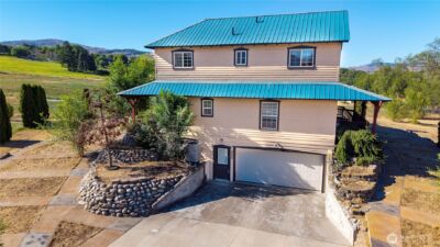 6 Orchard Loop S. , Tonasket, WA 98855