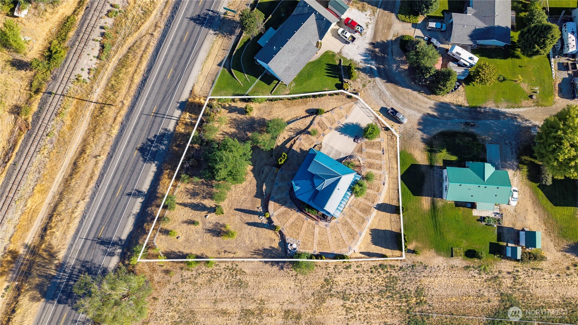 6 Orchard Loop S. , Tonasket, WA 98855