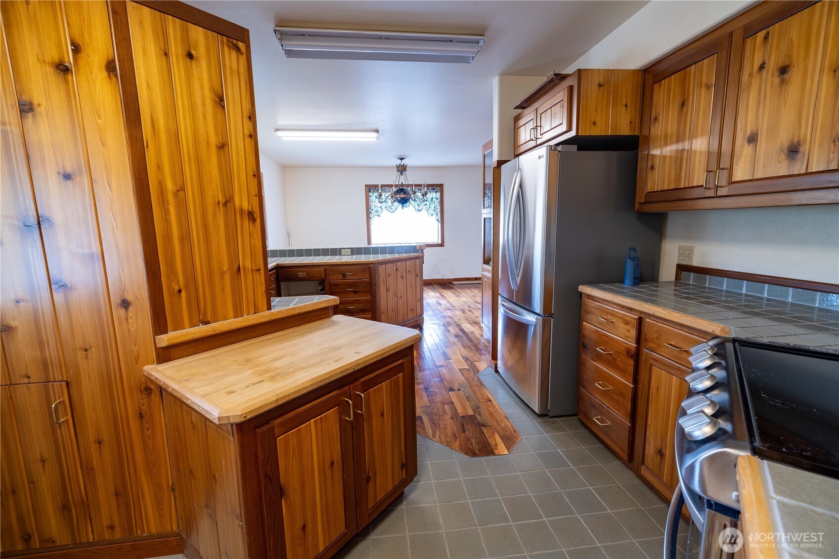 6 Orchard Loop S. , Tonasket, WA 98855