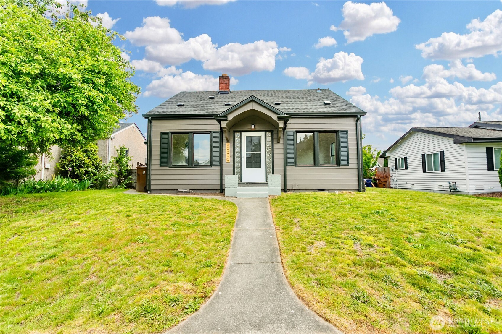 5005 Yakima Avenue , Tacoma, WA 98408