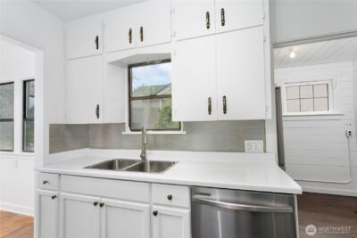 5005 Yakima Avenue , Tacoma, WA 98408 - Photo 13