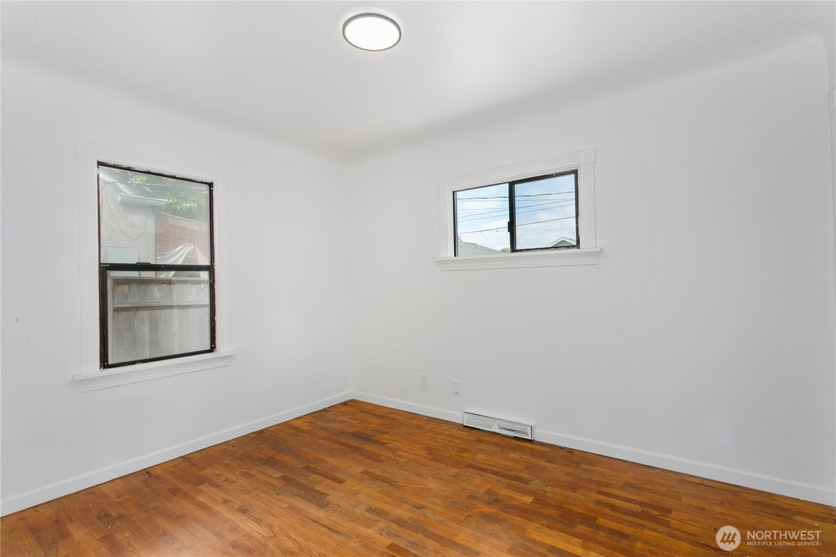 5005 Yakima Avenue , Tacoma, WA 98408