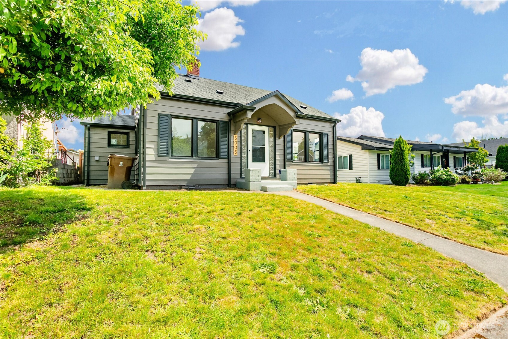 5005 Yakima Avenue , Tacoma, WA 98408