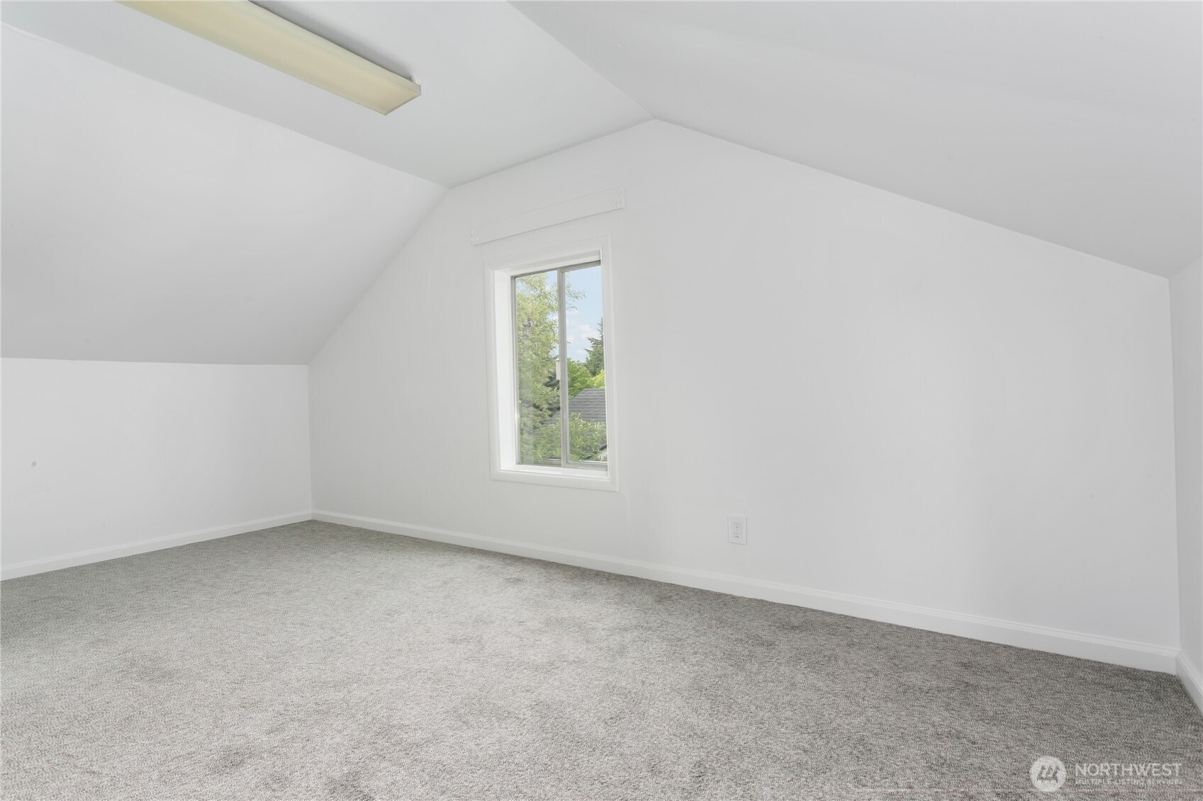 5005 Yakima Avenue , Tacoma, WA 98408