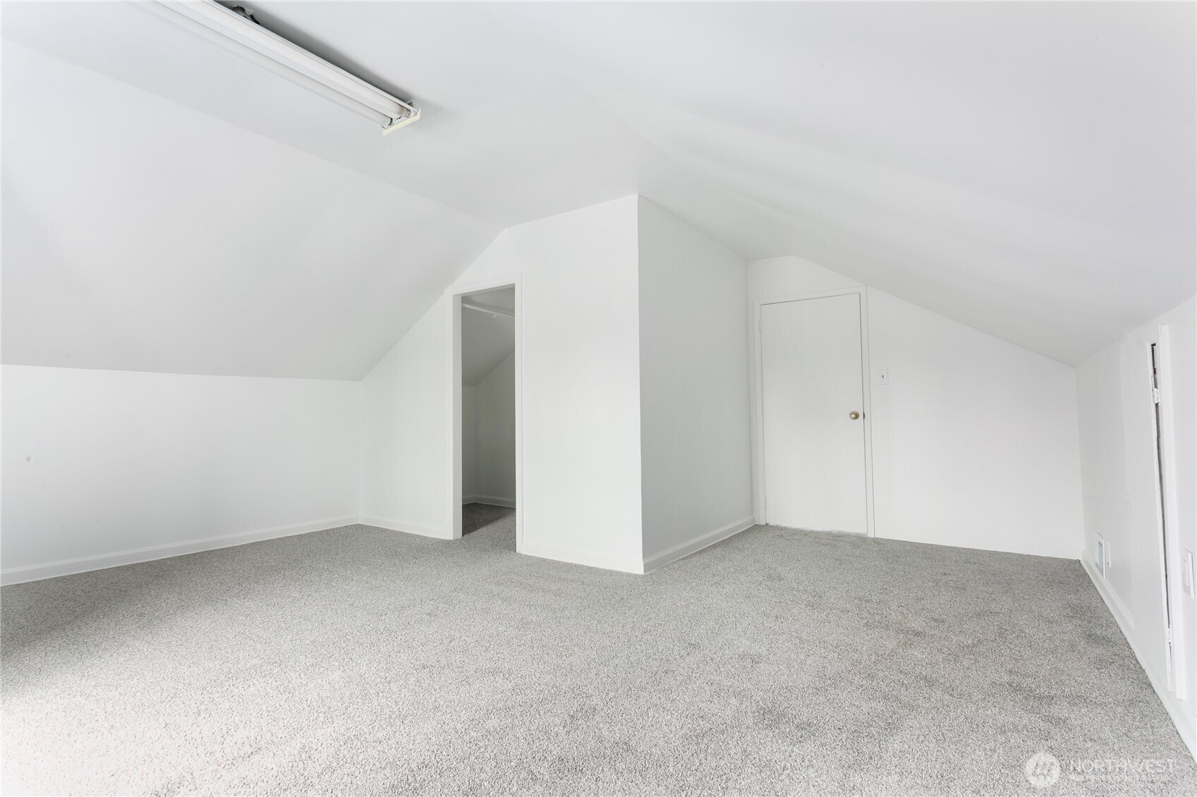 5005 Yakima Avenue , Tacoma, WA 98408