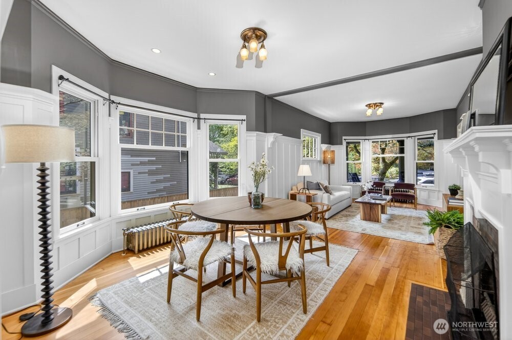 610 16th Avenue E, Seattle, WA 98112
