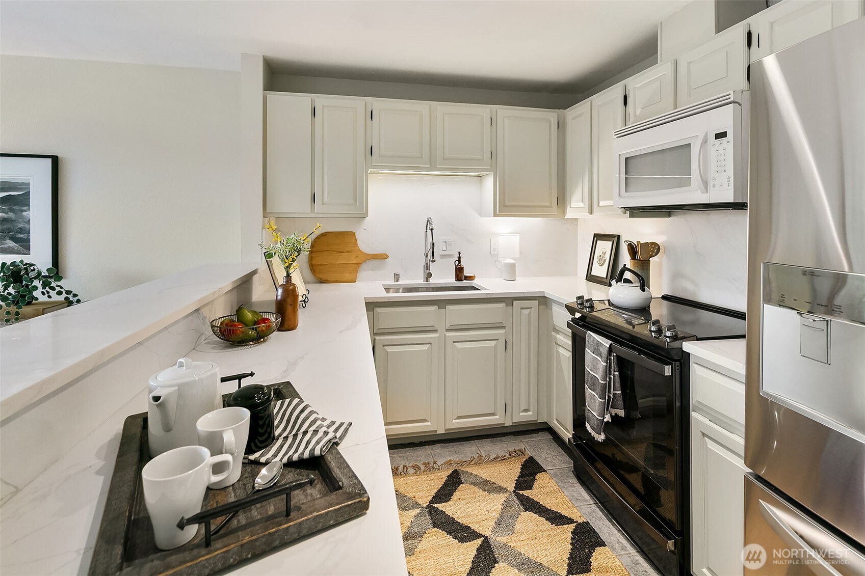 2728 Fairview Avenue E #102, Seattle, WA 98102