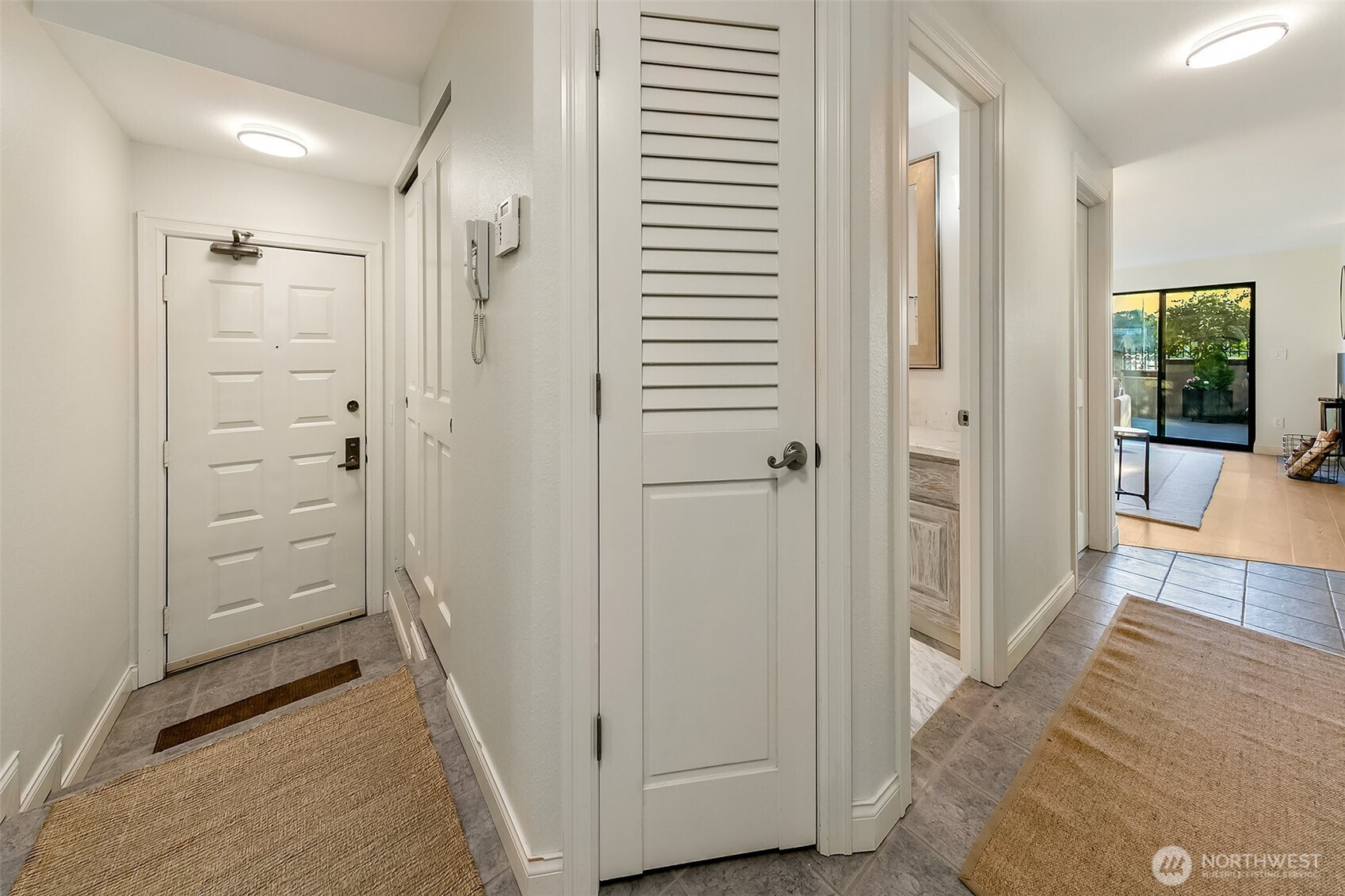 2728 Fairview Avenue E #102, Seattle, WA 98102