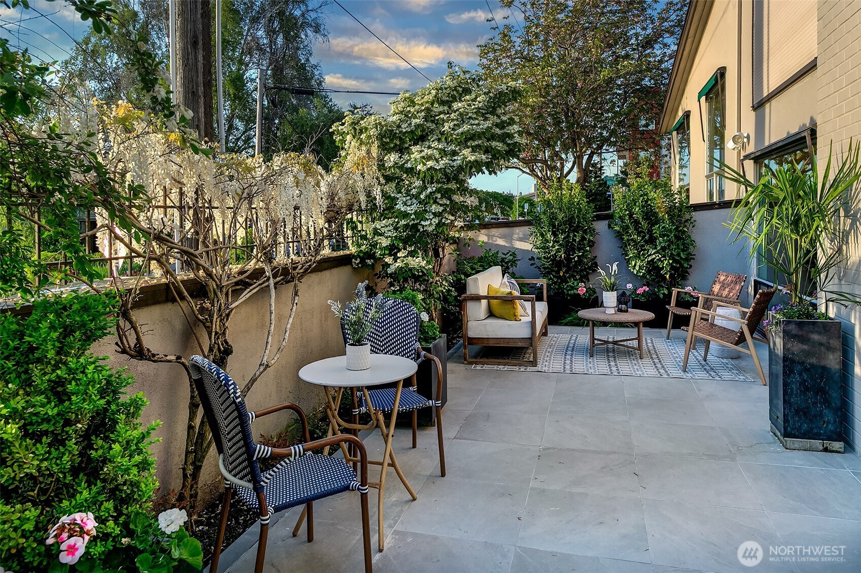 2728 Fairview Avenue E #102, Seattle, WA 98102