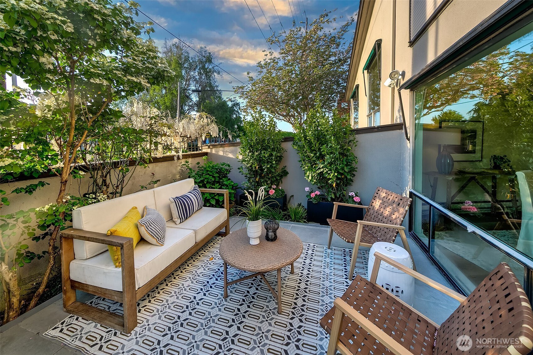 2728 Fairview Avenue E #102, Seattle, WA 98102