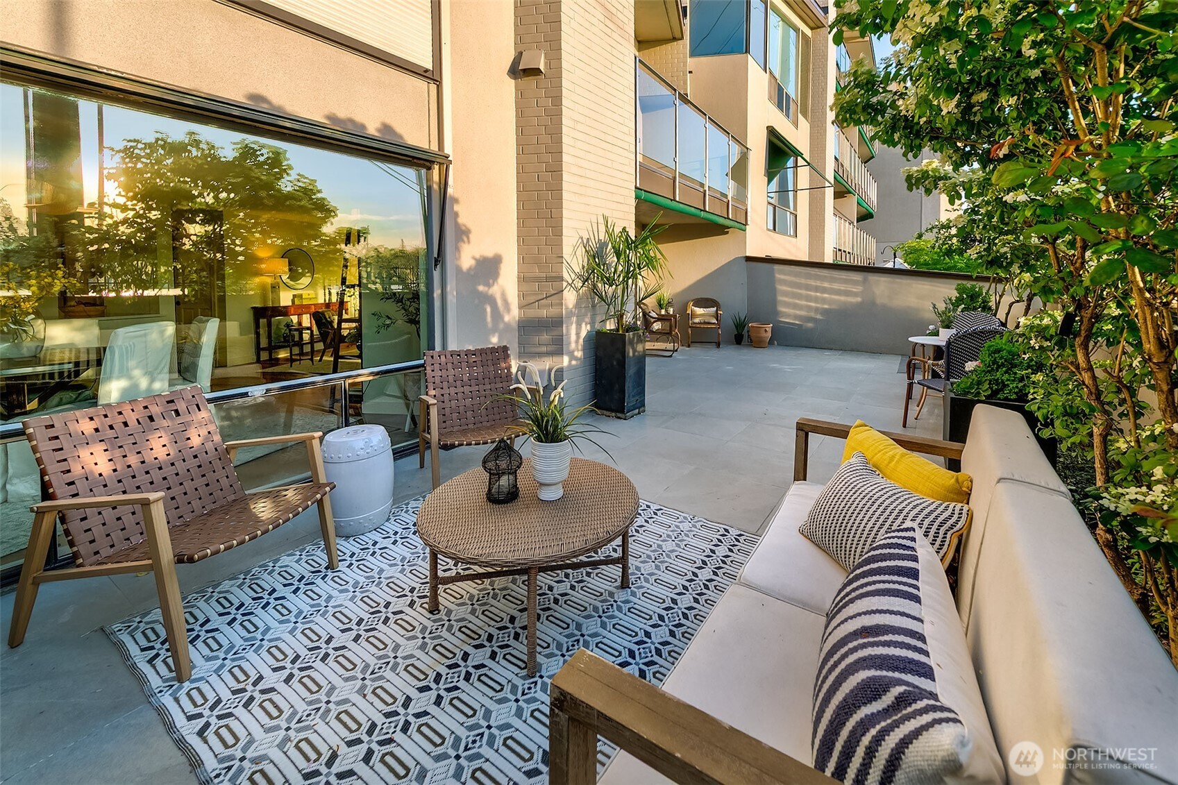 2728 Fairview Avenue E #102, Seattle, WA 98102
