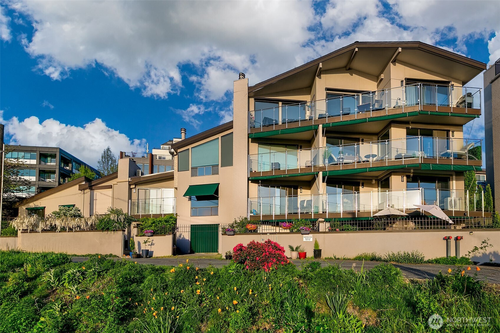 2728 Fairview Avenue E #102, Seattle, WA 98102