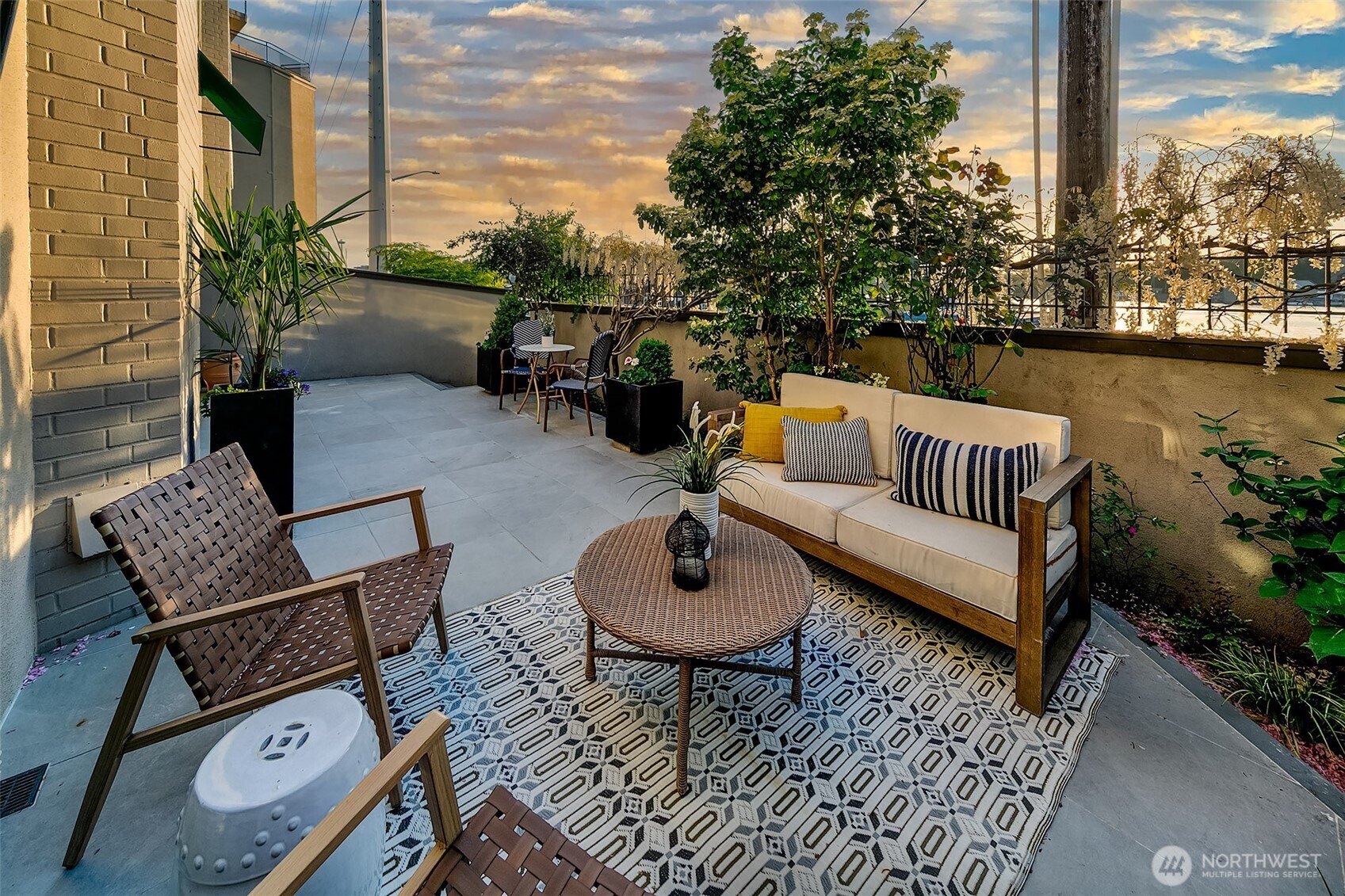 2728 Fairview Avenue E #102, Seattle, WA 98102