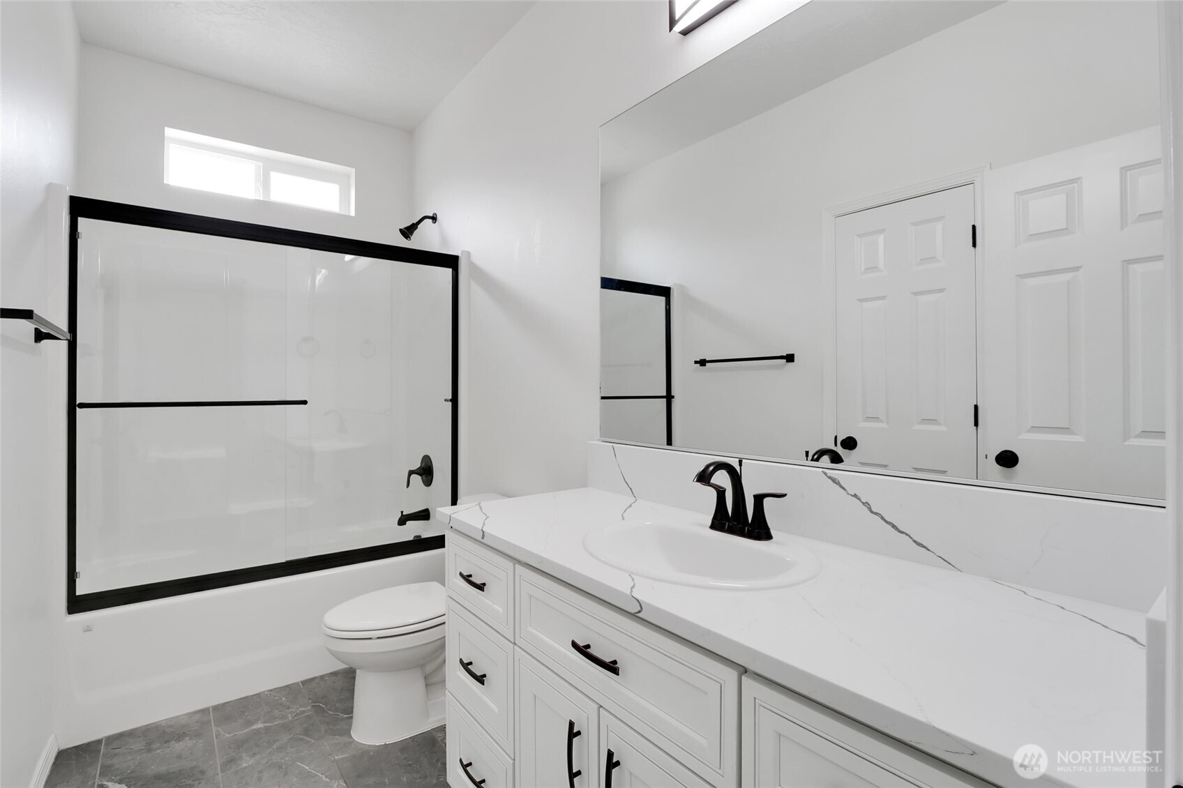 409 S Trillium , Moses Lake, WA 98837