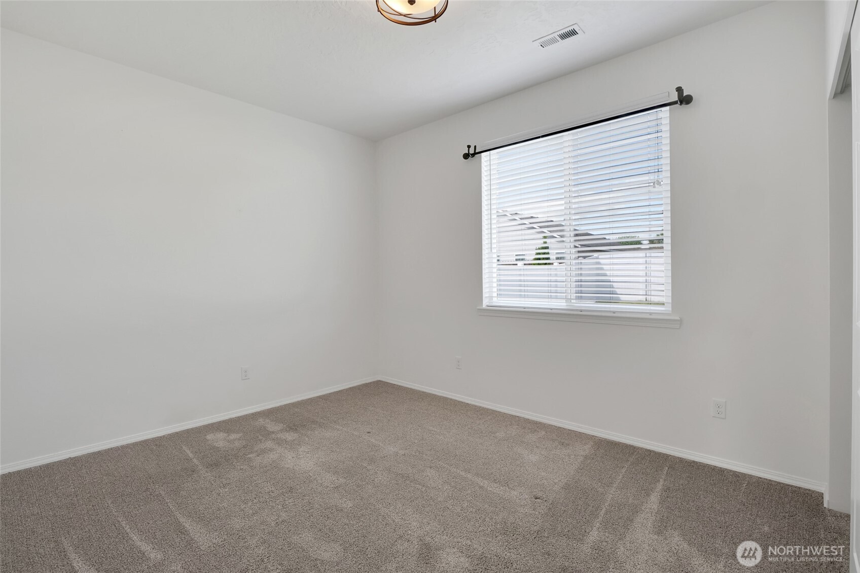409 S Trillium , Moses Lake, WA 98837