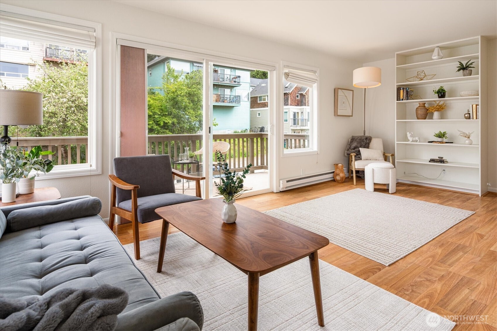 2552 14th Avenue W #403, Seattle, WA 98119