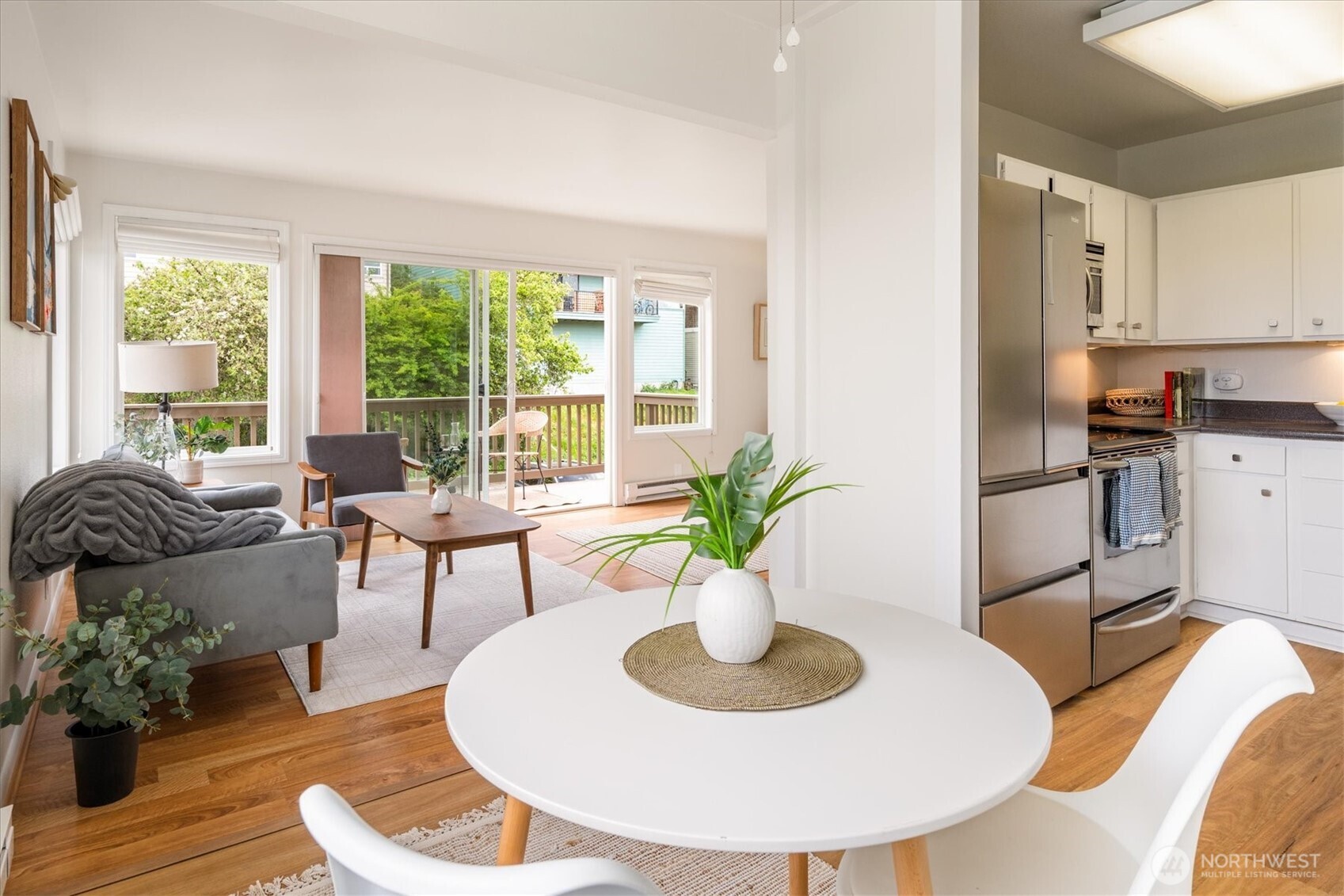 2552 14th Avenue W #403, Seattle, WA 98119
