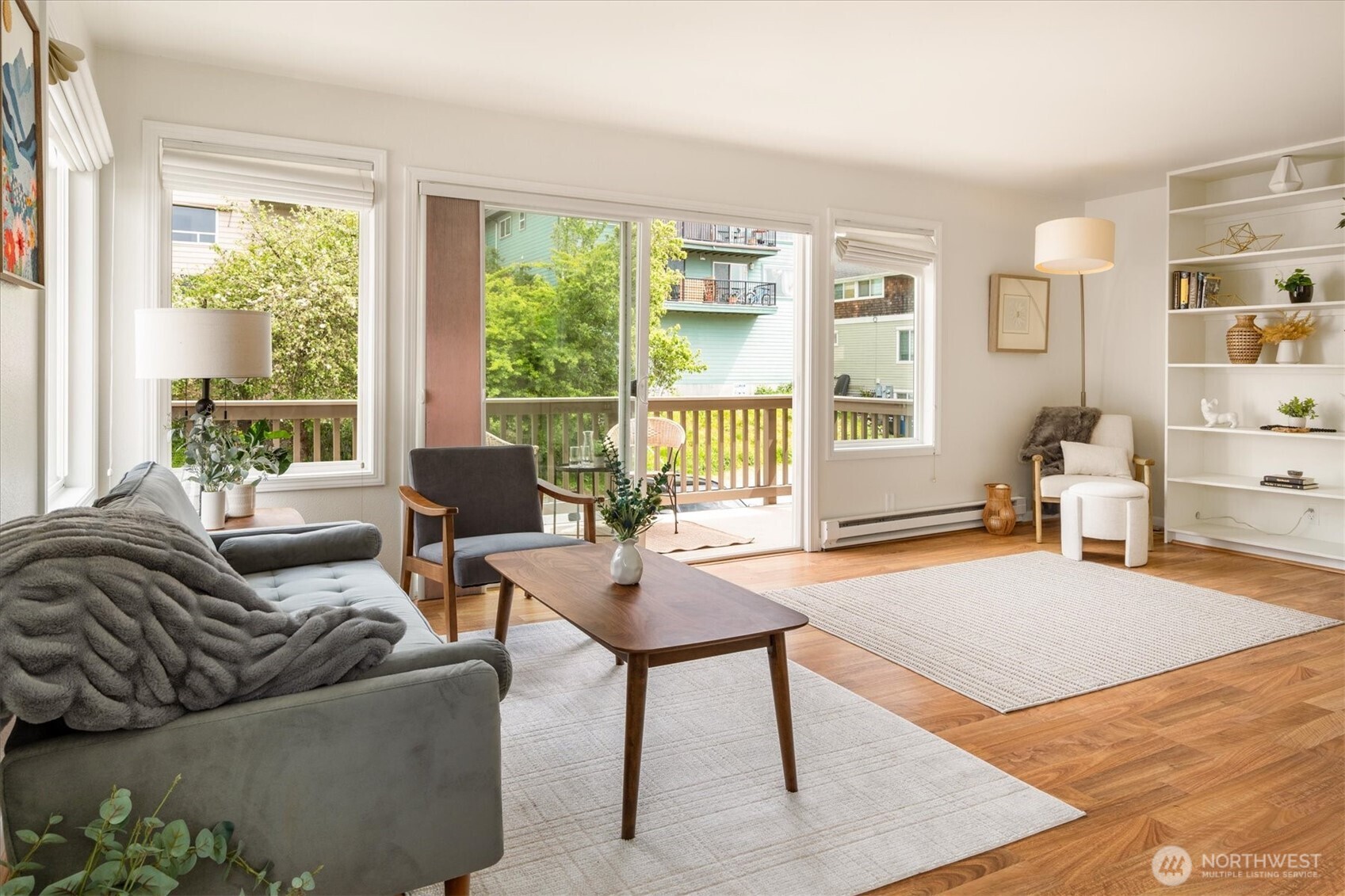 2552 14th Avenue W #403, Seattle, WA 98119