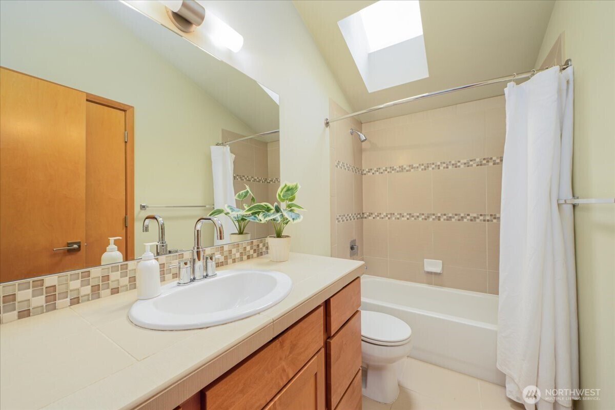 1145 N 91st Street #A, Seattle, WA 98103
