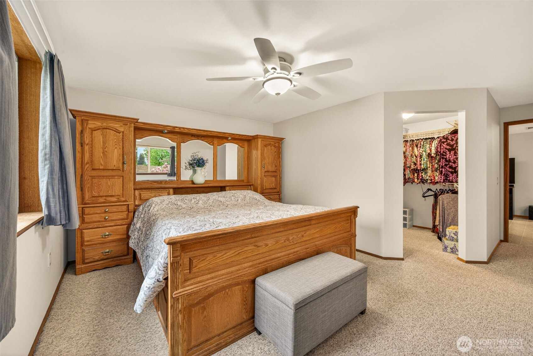 807 Jefferson Avenue NE, Renton, WA 98056-3721
