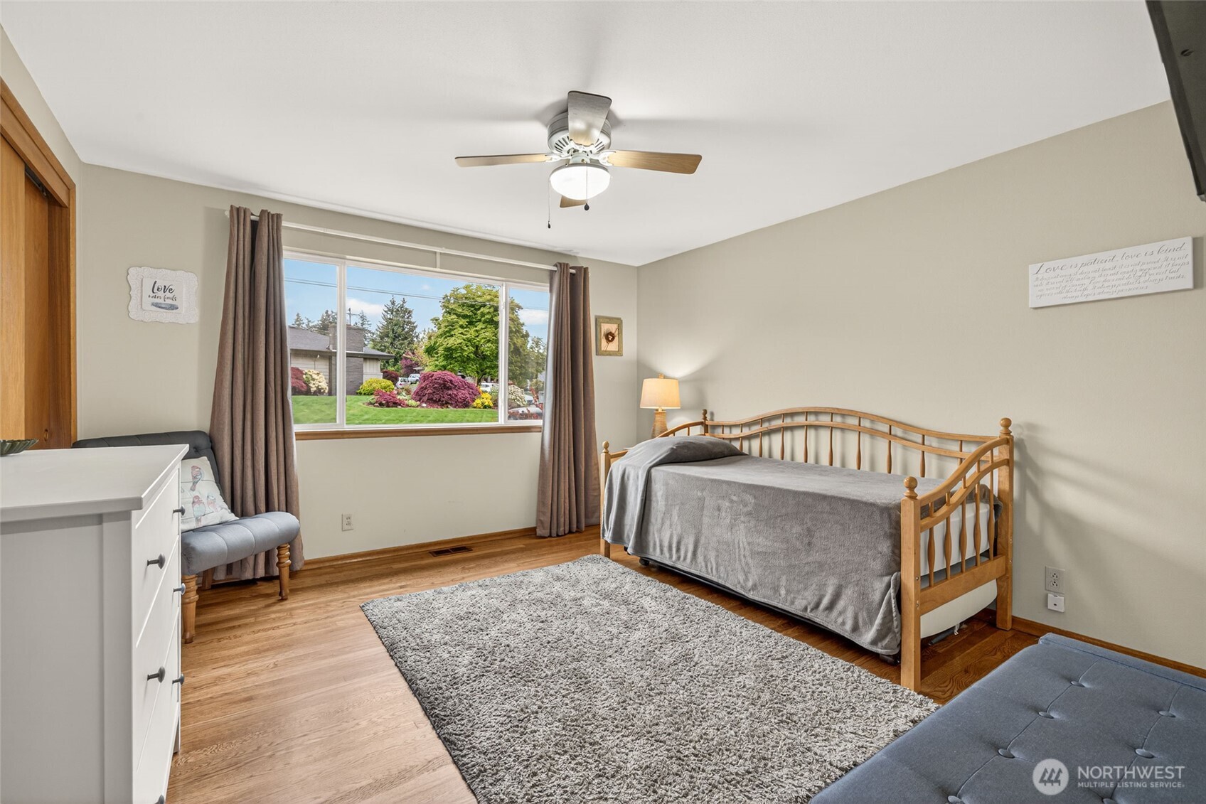 807 Jefferson Avenue NE, Renton, WA 98056-3721