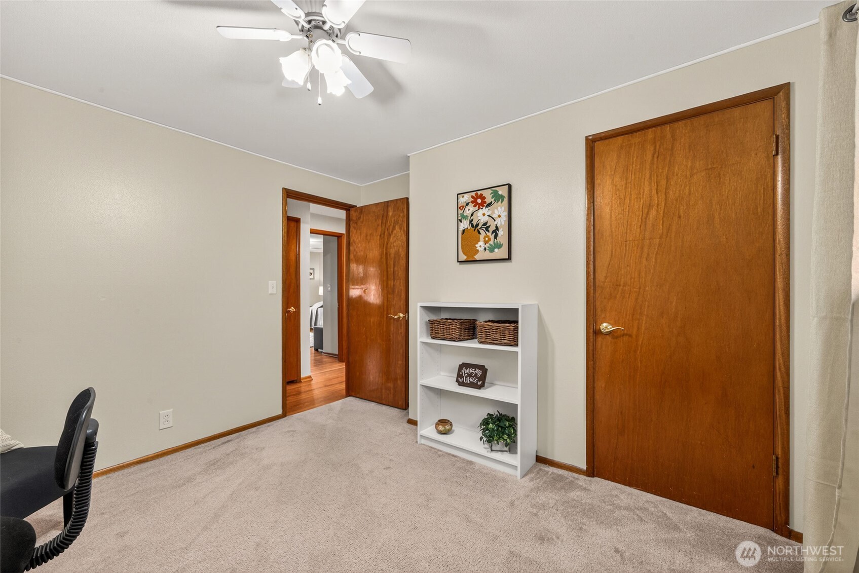 807 Jefferson Avenue NE, Renton, WA 98056-3721