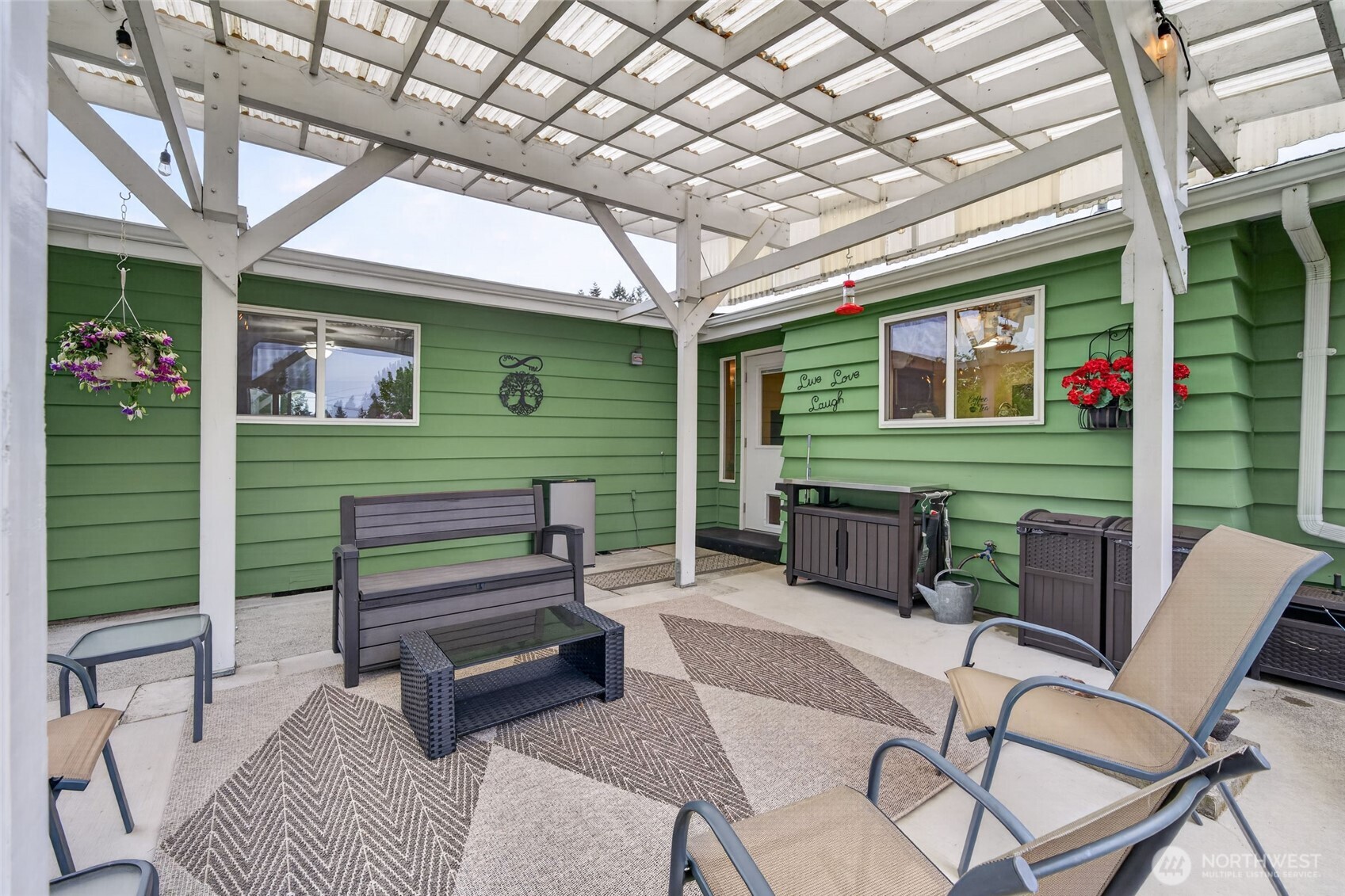 807 Jefferson Avenue NE, Renton, WA 98056-3721