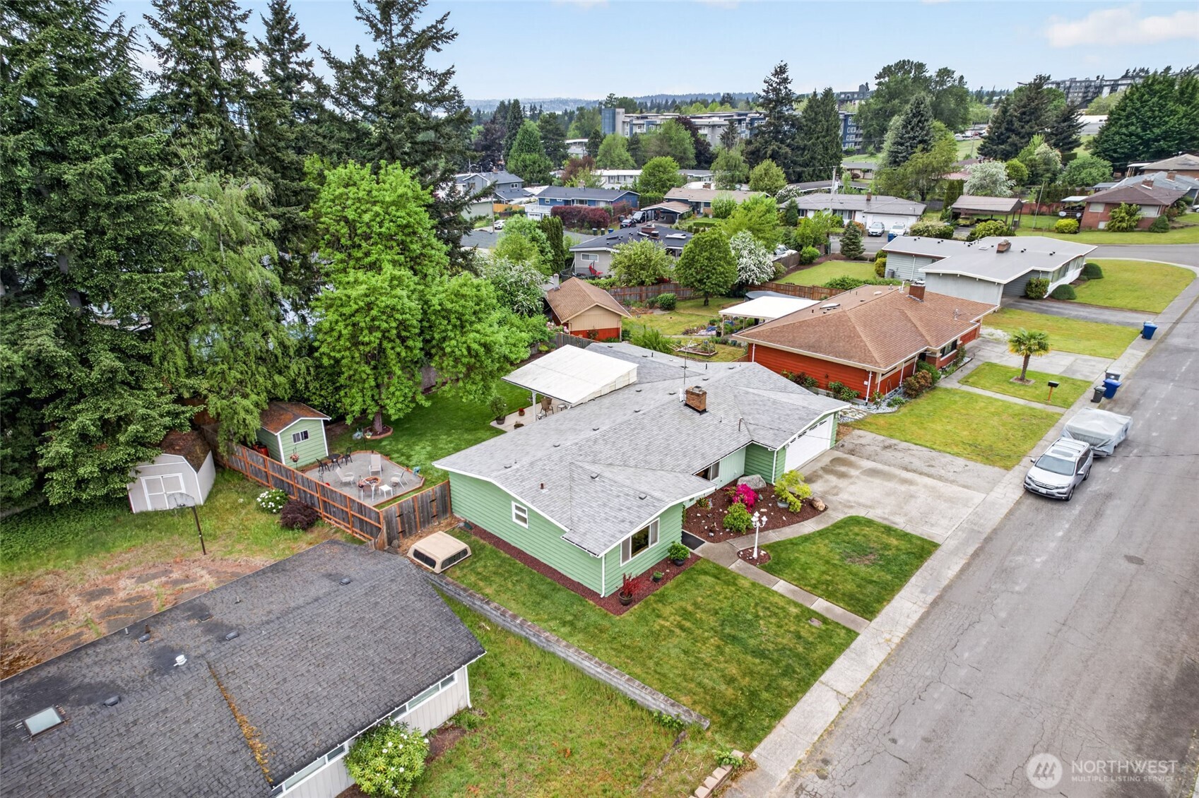 807 Jefferson Avenue NE, Renton, WA 98056-3721