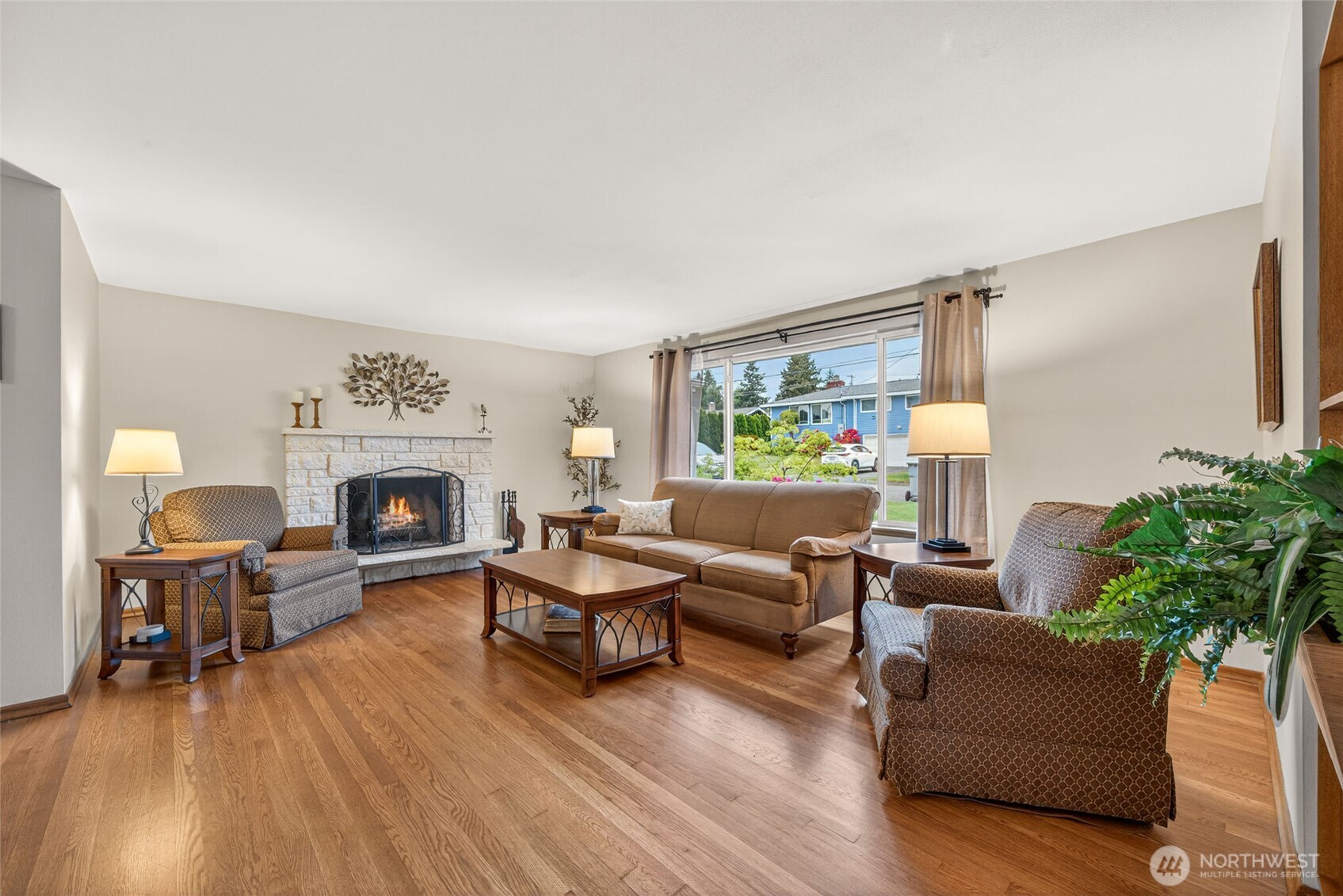 807 Jefferson Avenue NE, Renton, WA 98056-3721