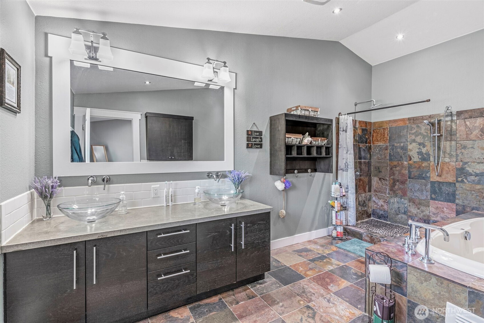 24716 NE 419th Street , Amboy, WA 98601