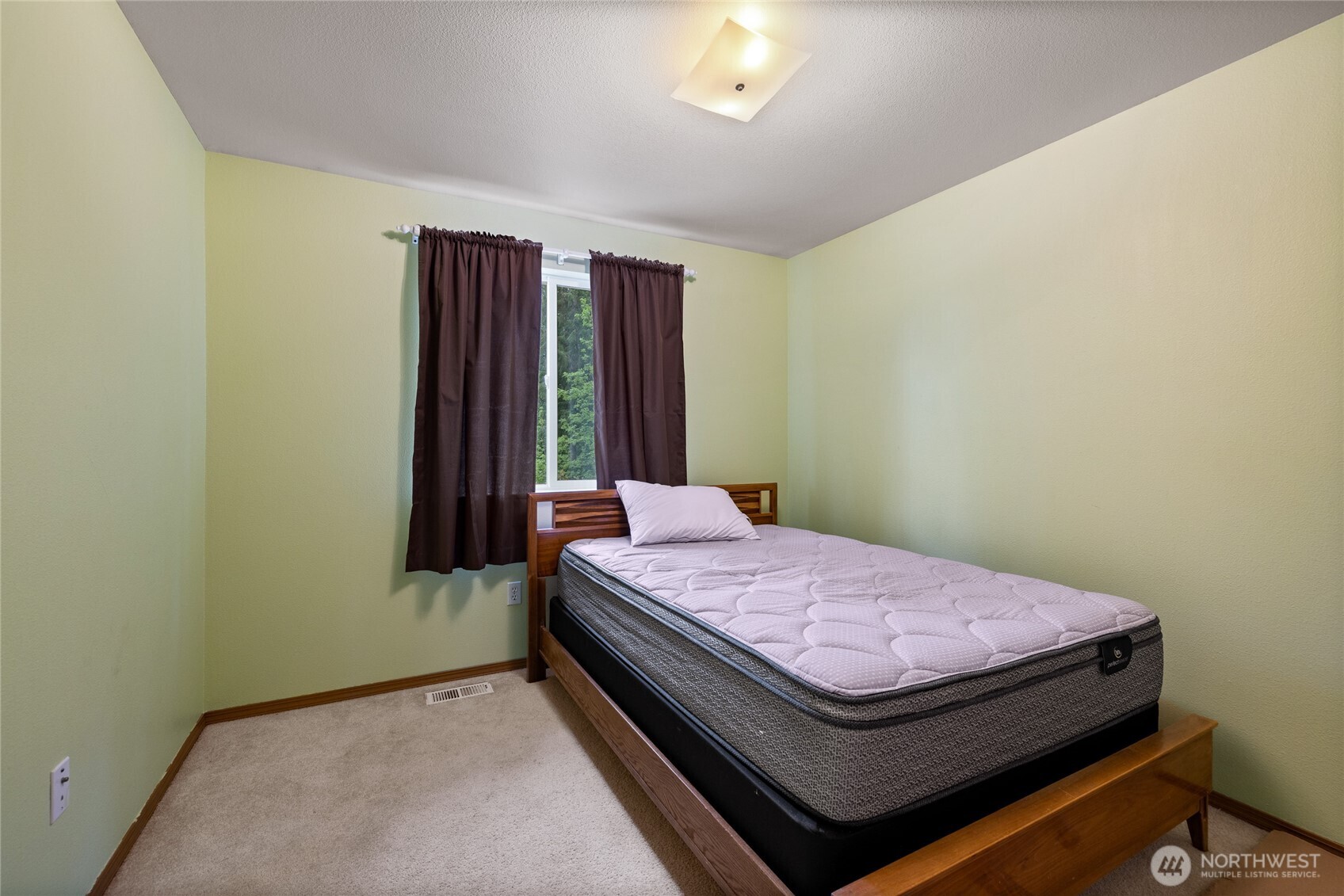 921 Erin Lane W, Eatonville, WA 98328