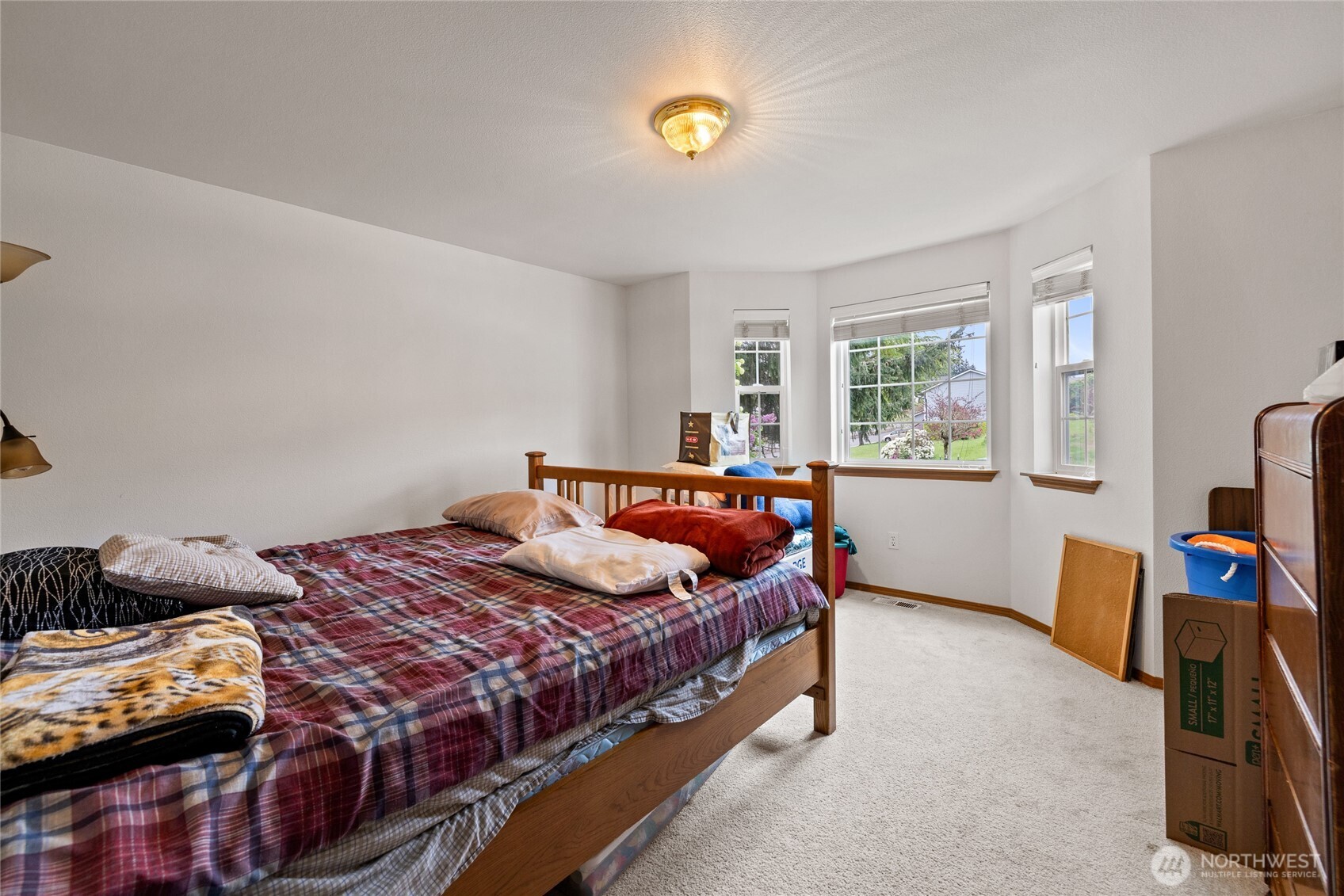 921 Erin Lane W, Eatonville, WA 98328