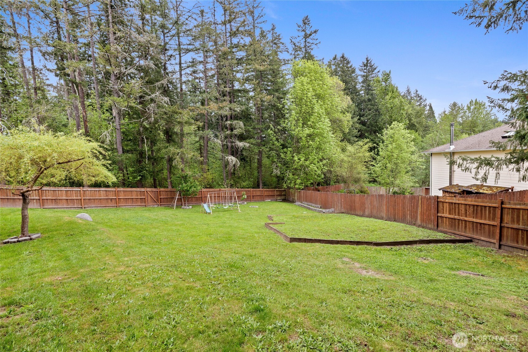921 Erin Lane W, Eatonville, WA 98328