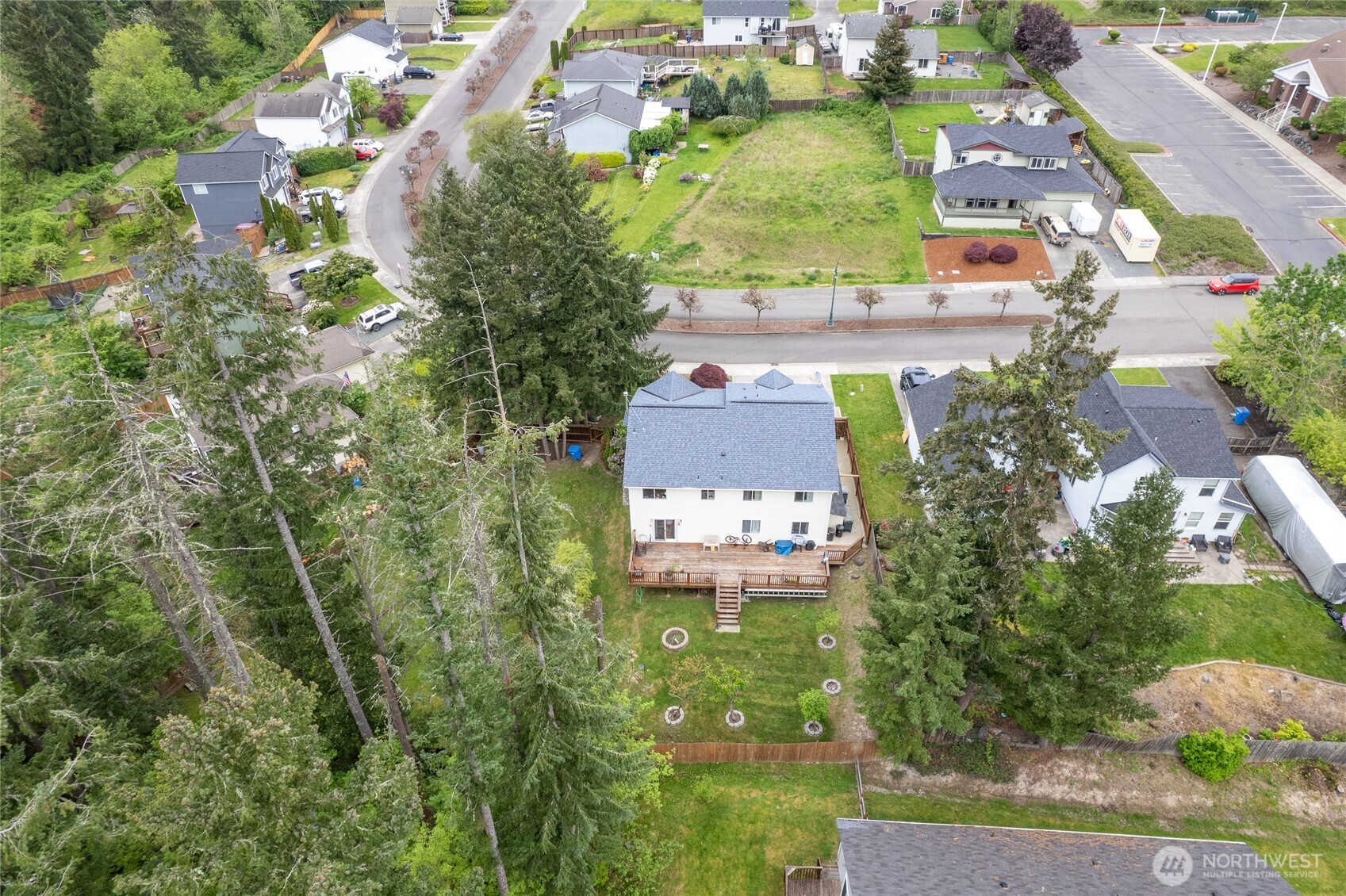 921 Erin Lane W, Eatonville, WA 98328