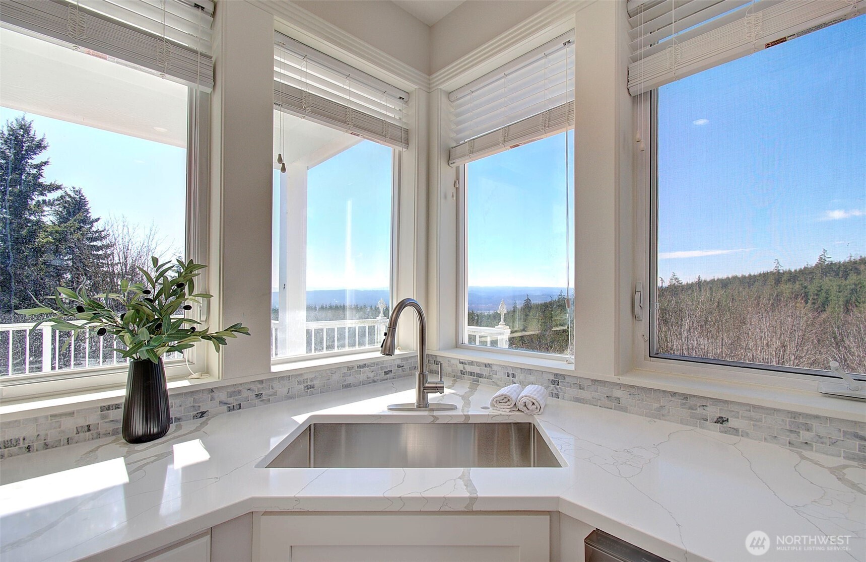 130 upland Drive , Woodland, WA 98674