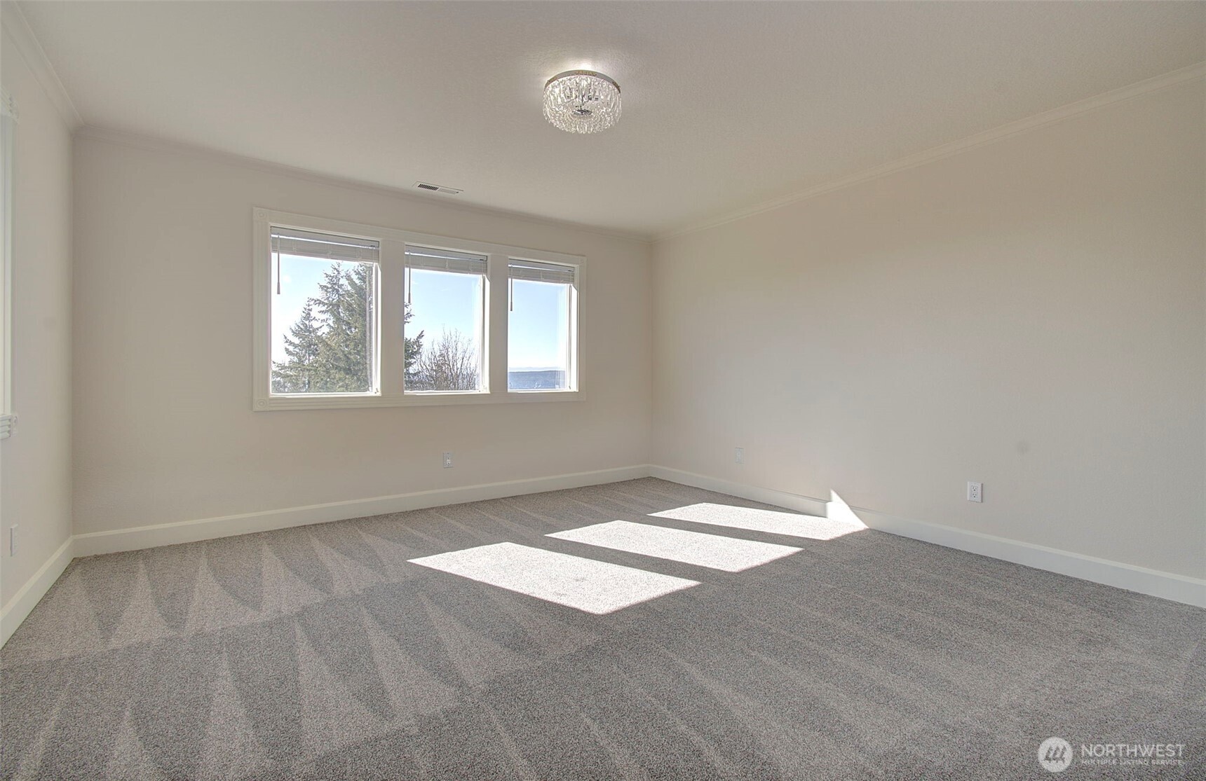 130 upland Drive , Woodland, WA 98674