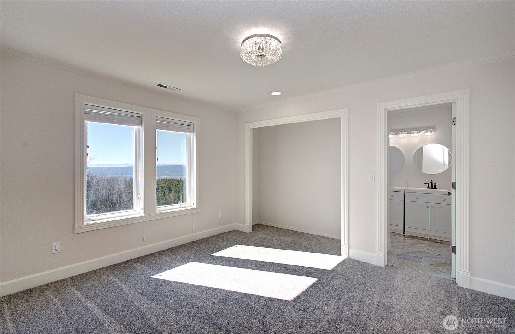 130 upland Drive , Woodland, WA 98674