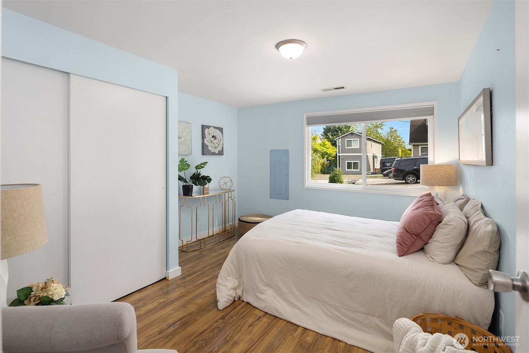3912 S Orcas Street , Seattle, WA 98118