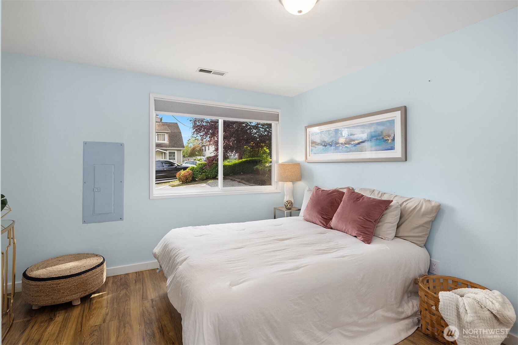 3912 S Orcas Street , Seattle, WA 98118