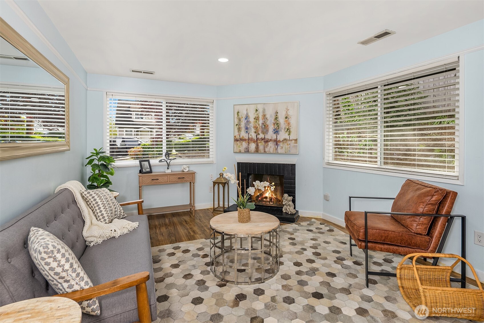 3912 S Orcas Street , Seattle, WA 98118