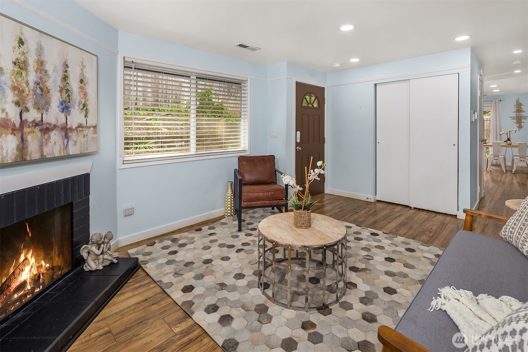 3912 S Orcas Street , Seattle, WA 98118