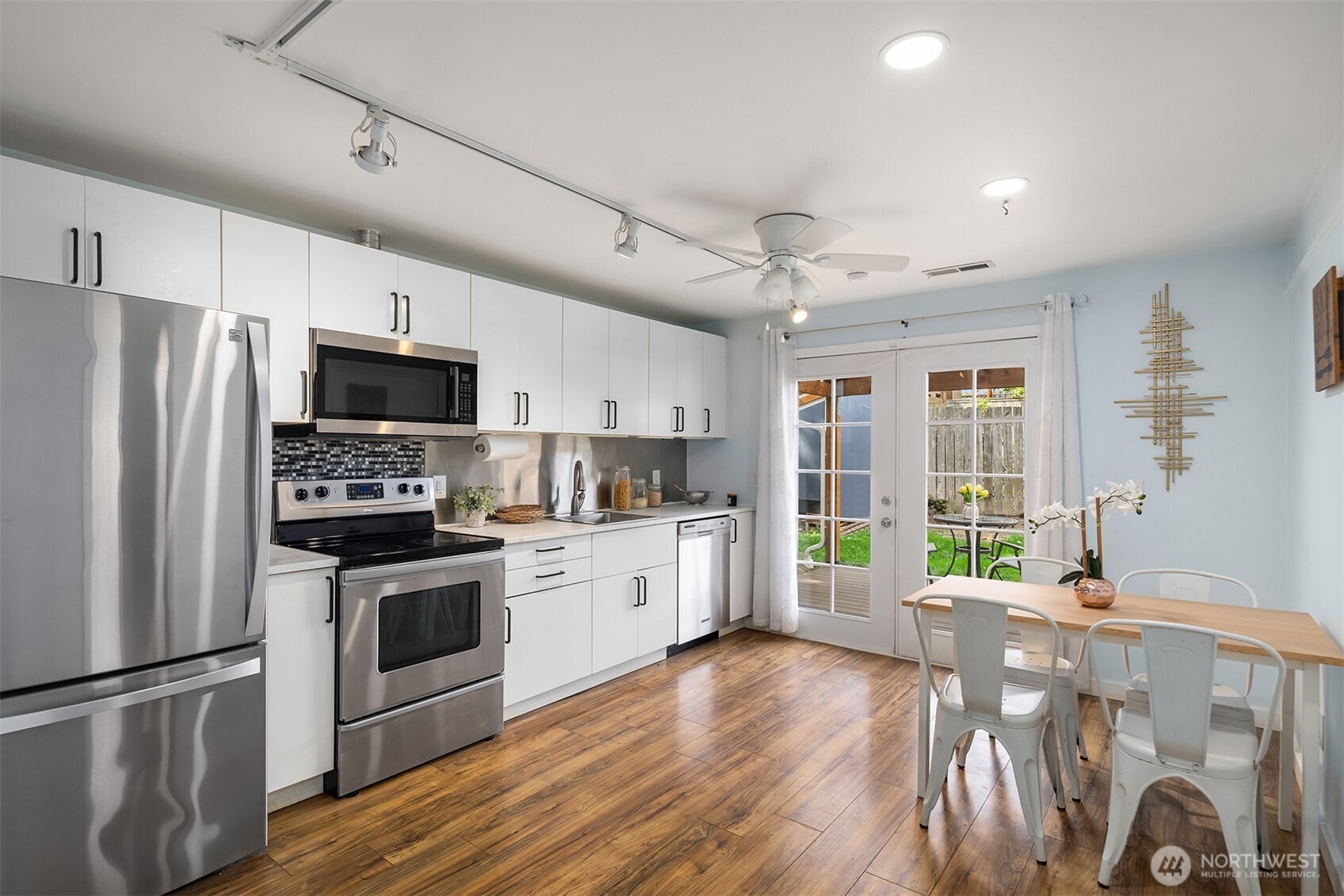 3912 S Orcas Street , Seattle, WA 98118