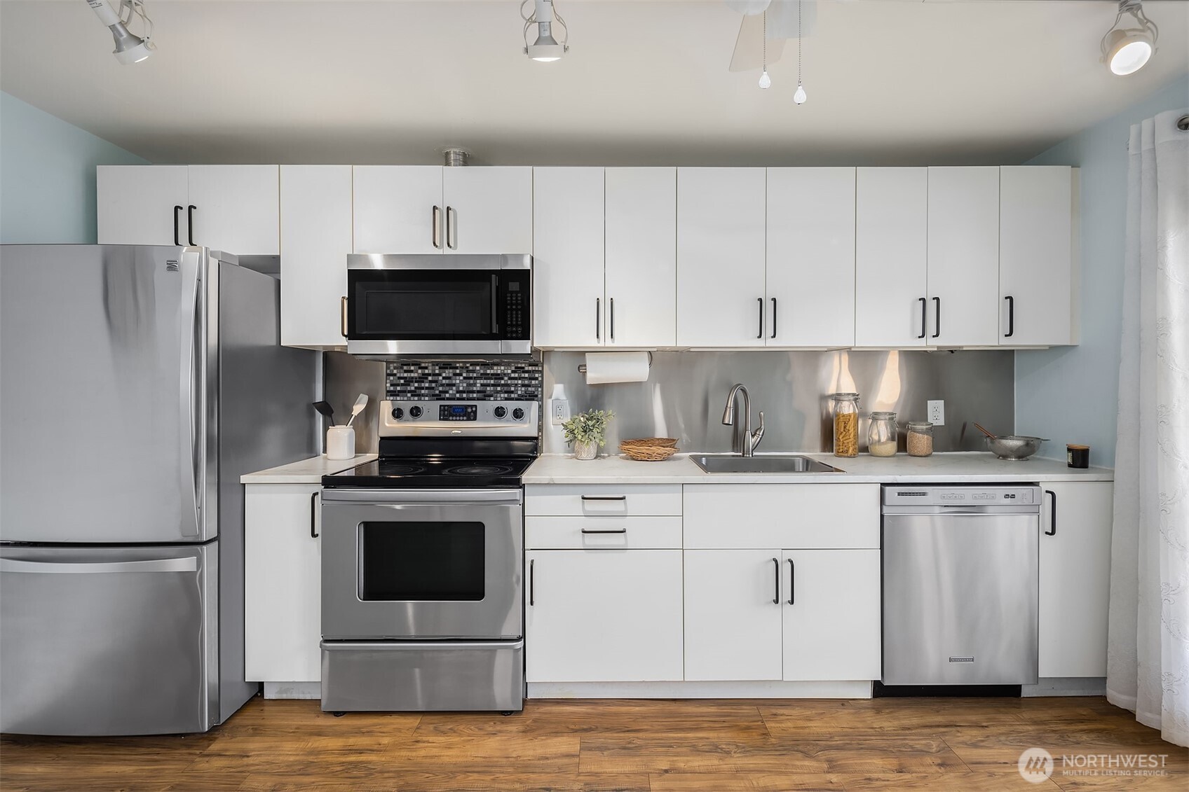 3912 S Orcas Street , Seattle, WA 98118
