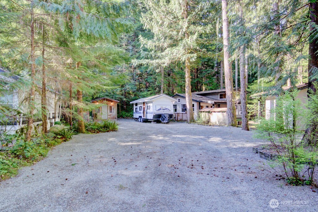 106 Gold Rush Road , Deming, WA 98244